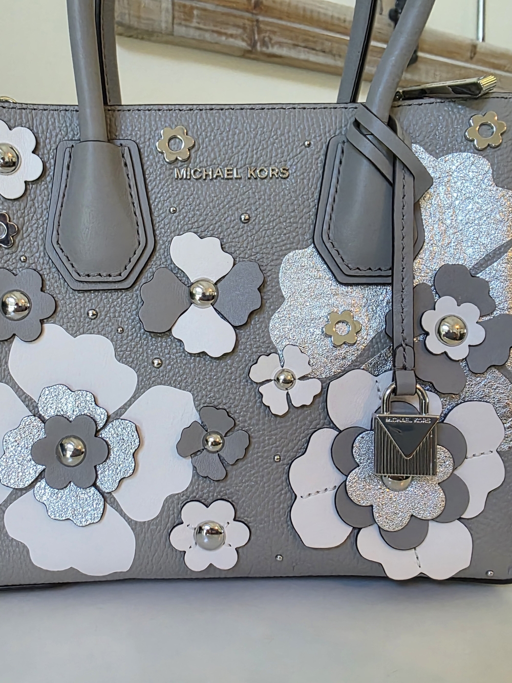 Michael Kors Mercer Floral Leather Crossbody Satchel Pearl Grey Limited Edition - Picture 3 of 13